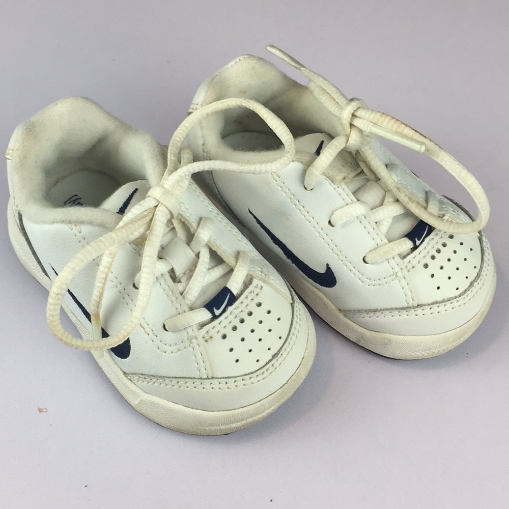 Nike(play) Sneakers 2.5